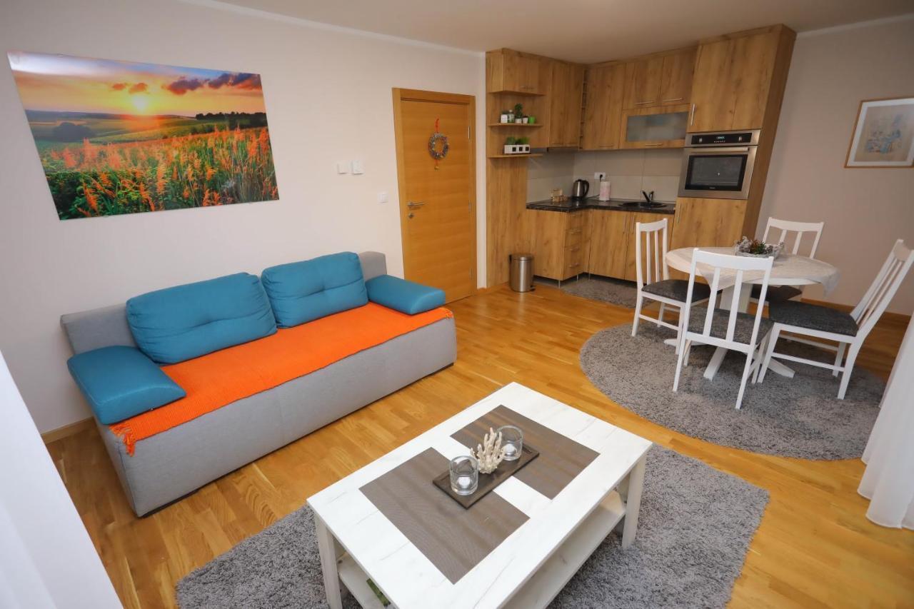 Mipet Apartmani Zlatibor Exterior foto