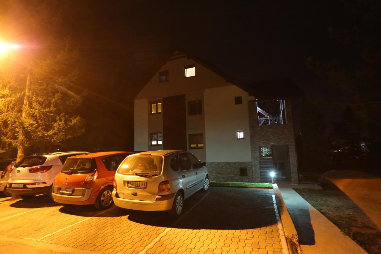 Mipet Apartmani Zlatibor Exterior foto